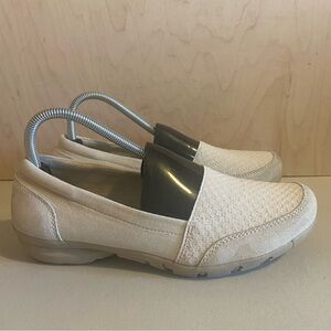 Skechers Relaxed Fit Slip On Shoes in Natural Women's Size 9.5